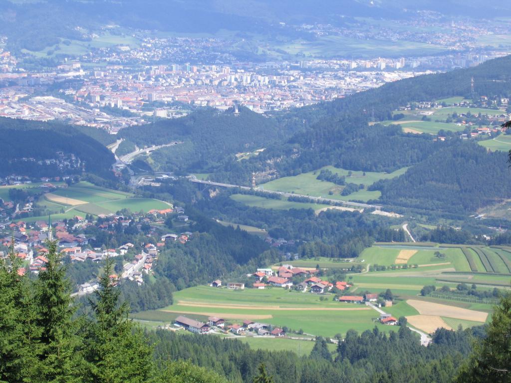 Ferienwohnung Stillerhof Innsbruck Zimmer foto