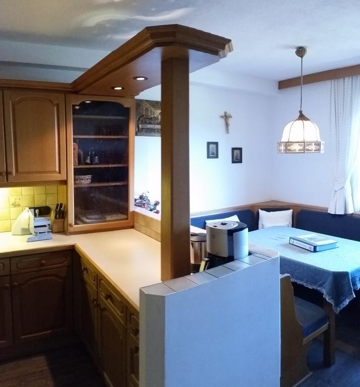 Ferienwohnung Stillerhof Innsbruck Zimmer foto